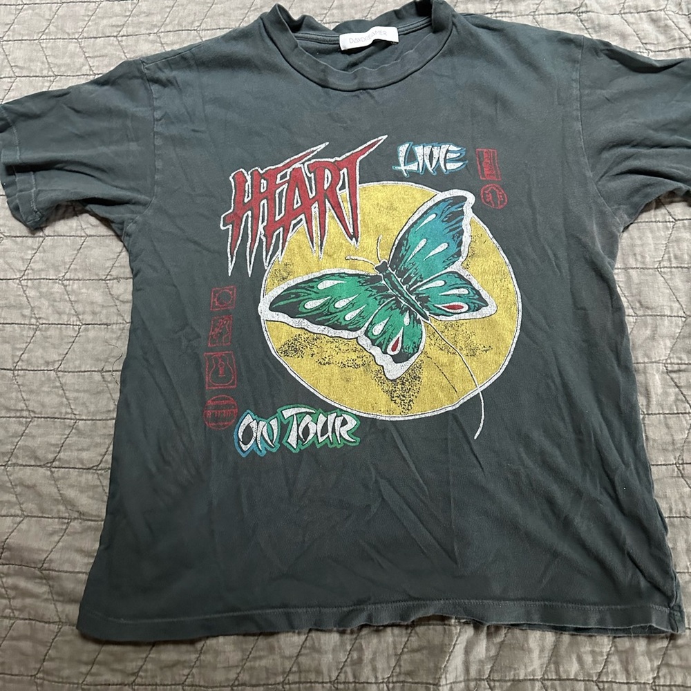 Hart tour tshirt by daydream